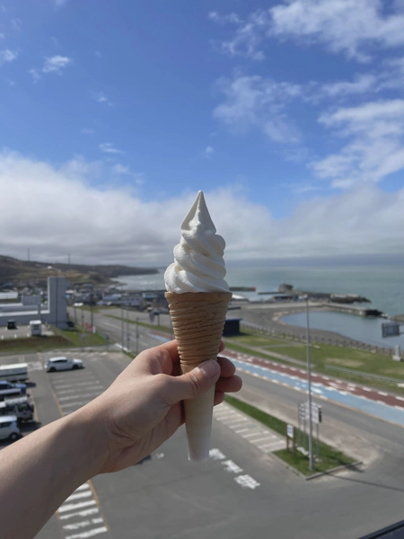 <i>Apr. 20, 2024<br>Atsuta/道の駅石狩「あいろーど厚田」<br>Stamps: 2<br>Soft Serve: 1</i>