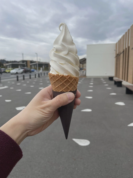 <i>Feb. 19, 2022<br>Mutsuzawa/むつざわ つどいの郷<br>Stamps: 1<br>Soft Serve: 1</i>