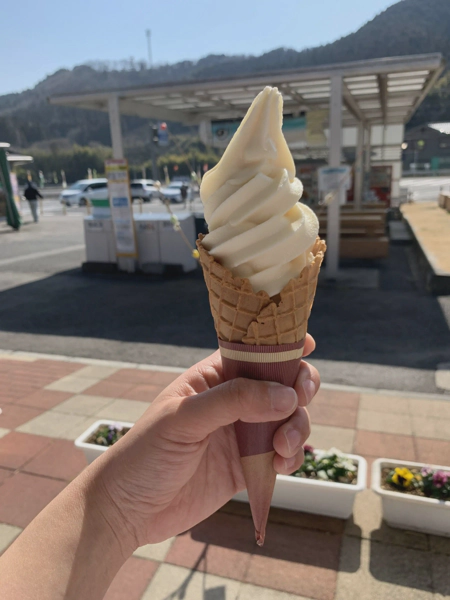 <i>Feb. 28, 2021<br>Miwa/みわ★ふるさと館 北斗星<br>Stamps: 1<br>Soft Serve: 1</i>